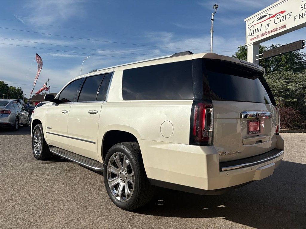 2015 GMC Yukon Image 41