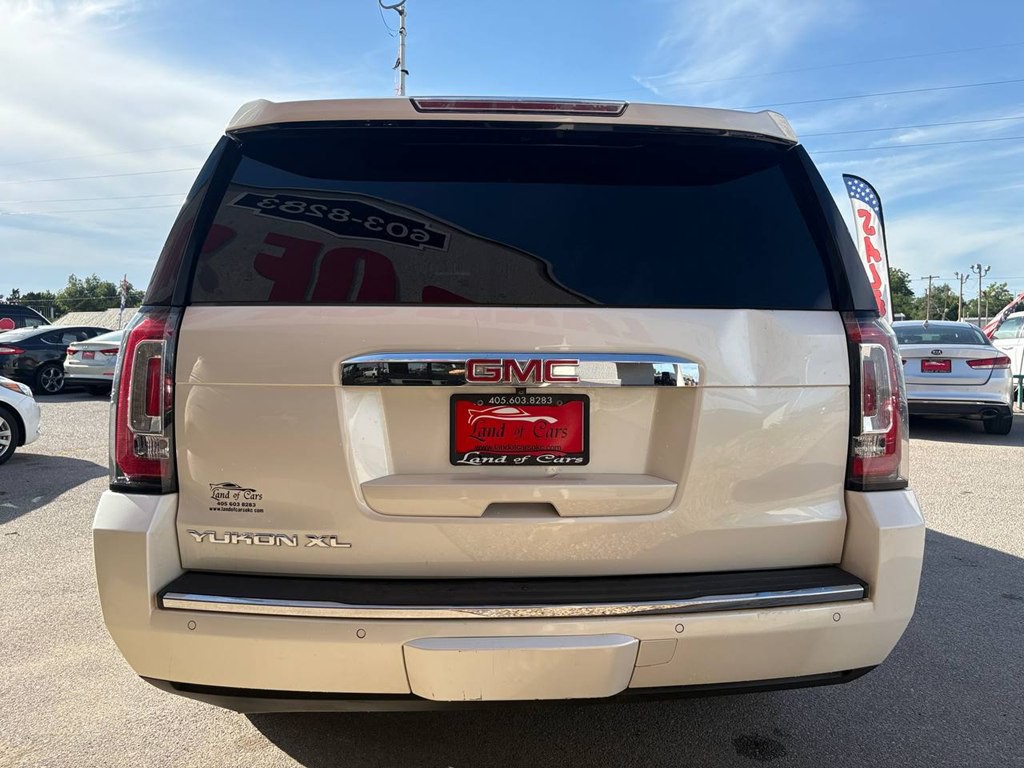 2015 GMC Yukon Image 42