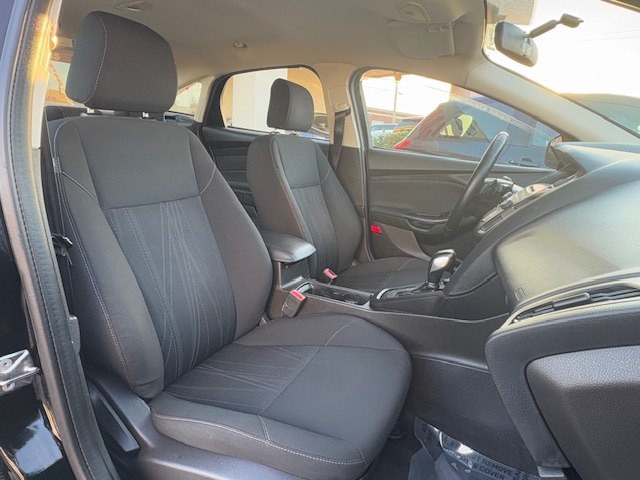 2016 Ford Focus Image 12