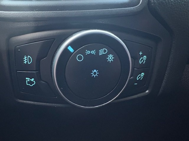 2016 Ford Focus Image 20