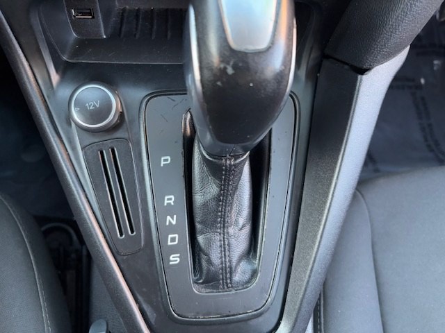 2016 Ford Focus Image 24