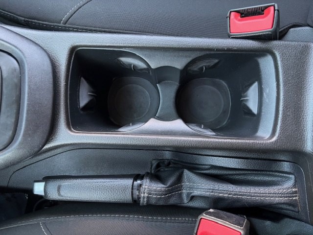 2016 Ford Focus Image 25