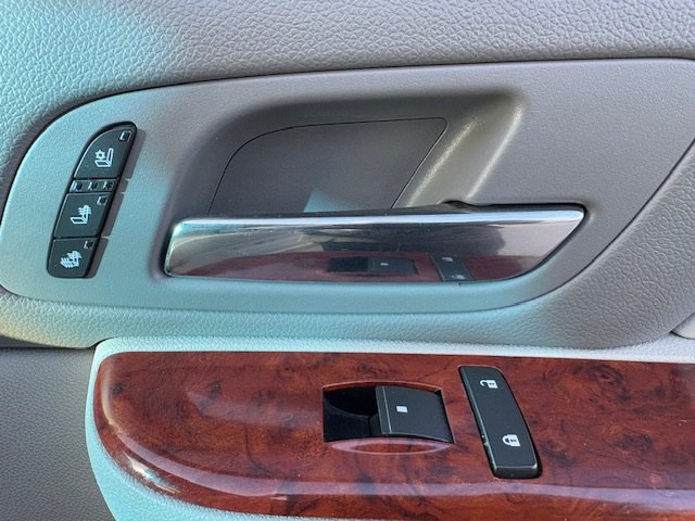 2010 GMC Yukon Image 11