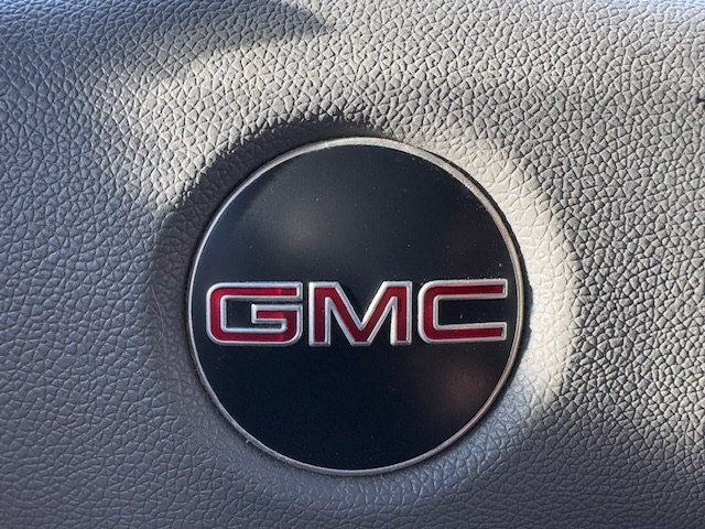 2010 GMC Yukon Image 23