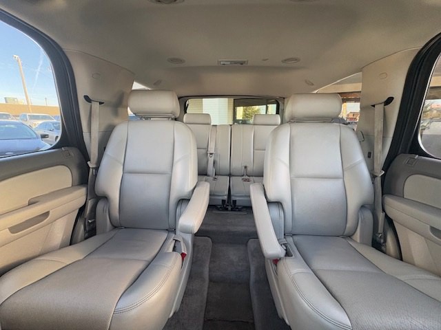 2010 GMC Yukon Image 35