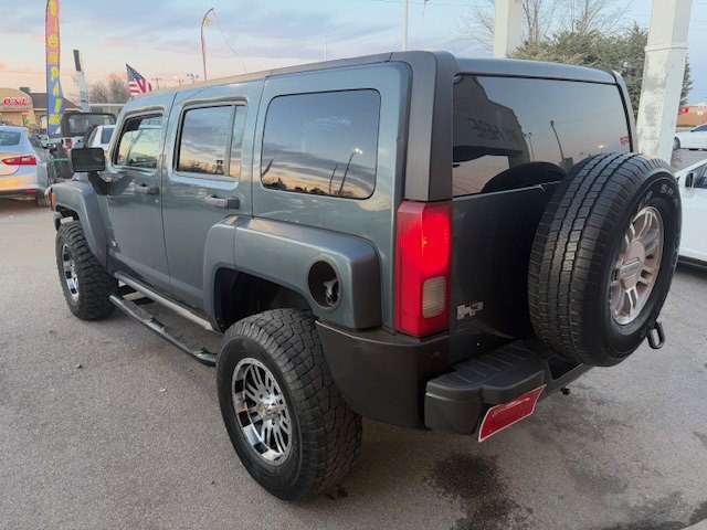 2007 HUMMER H3 Image 7