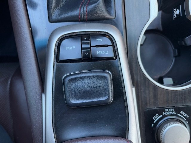 2016 Lexus RX Image 24