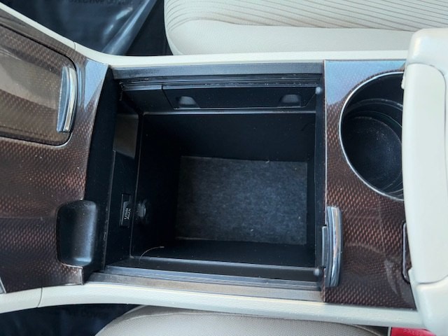 2011 Toyota Venza Image 26