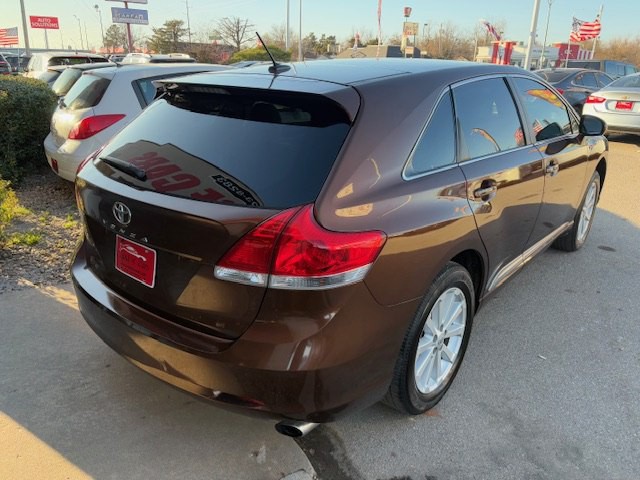 2011 Toyota Venza Image 38