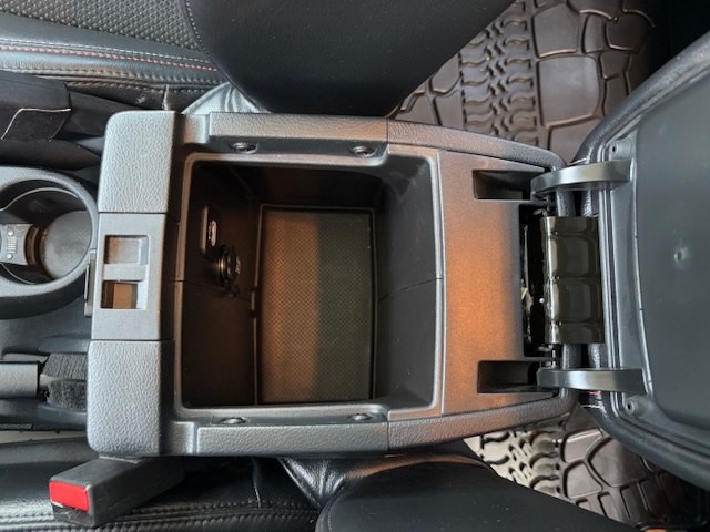 2016 Jeep Wrangler Unlimited Image 25