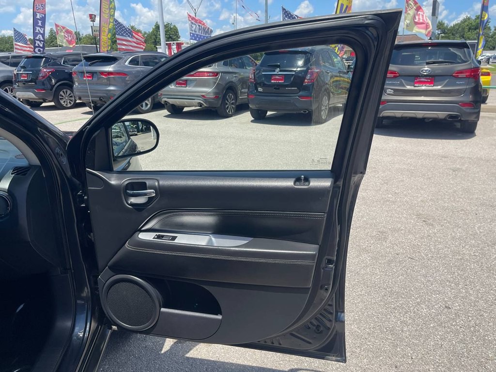 2014 Jeep Compass Image 6