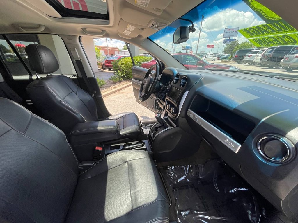 2014 Jeep Compass Image 21