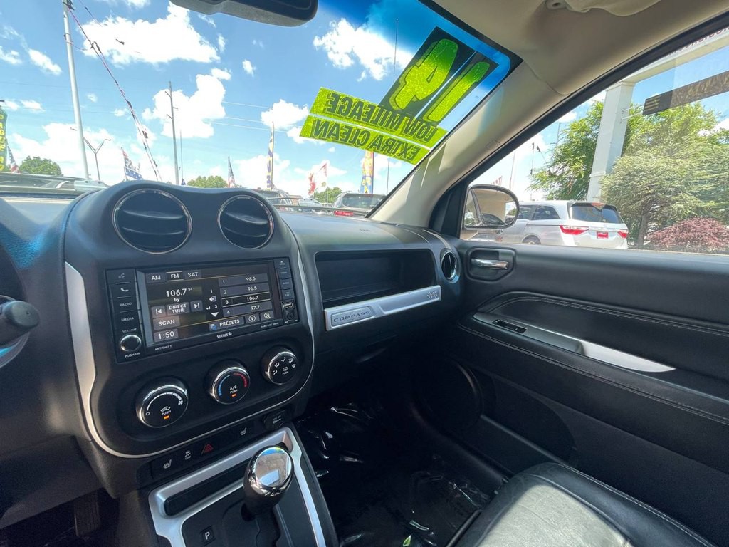 2014 Jeep Compass Image 25