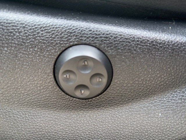 2014 Mercedes-Benz GLK-Class Image 20