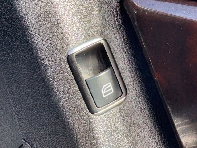 2014 Mercedes-Benz GLK-Class Image 6