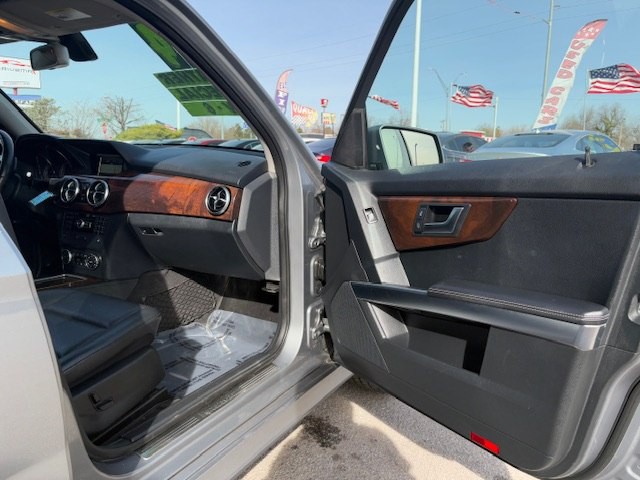 2014 Mercedes-Benz GLK-Class Image 9