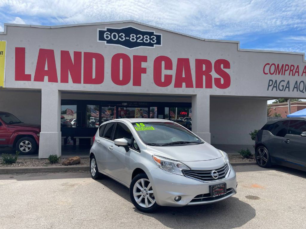 2015 Nissan Versa Image 39