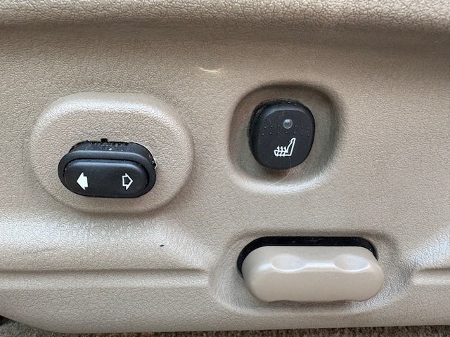 2005 Ford Explorer Image 20
