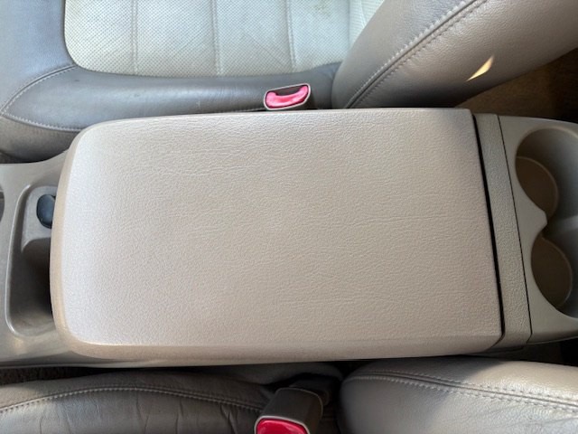 2005 Ford Explorer Image 27