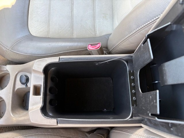 2005 Ford Explorer Image 28