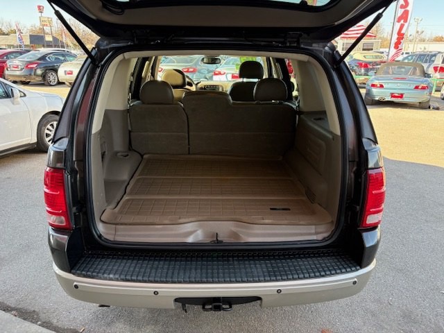 2005 Ford Explorer Image 31