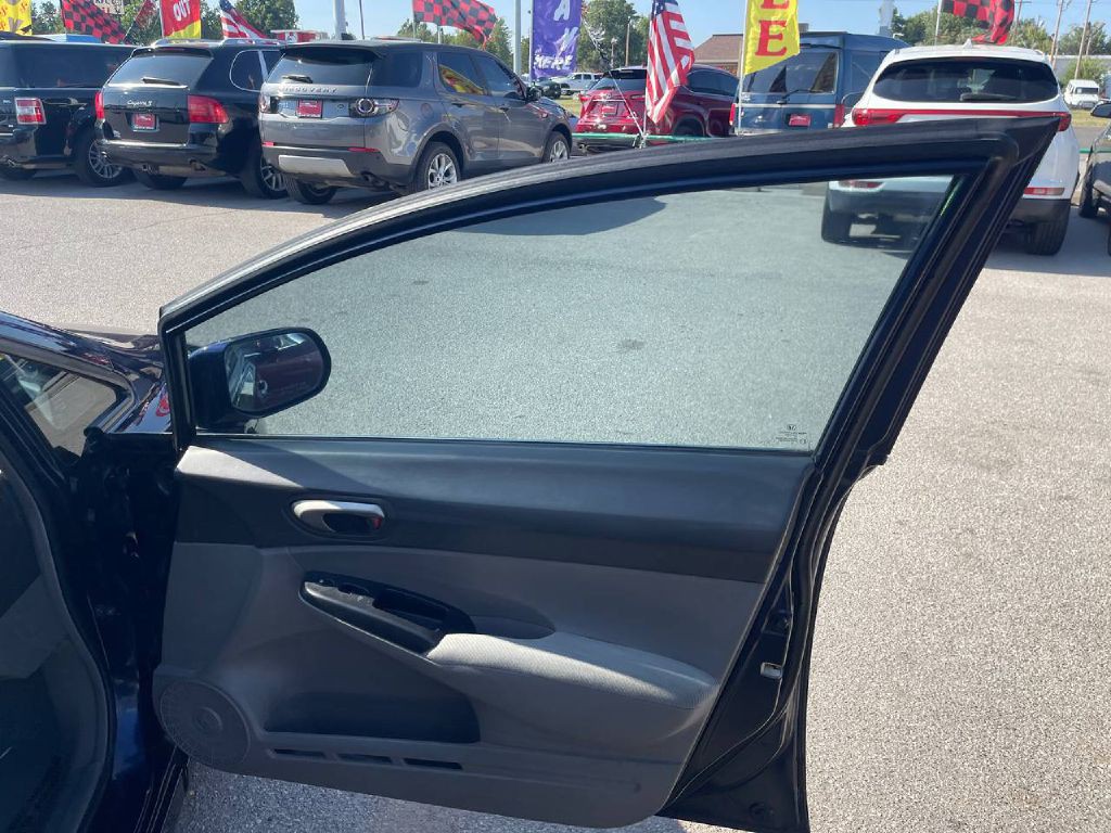 2010 Honda Civic Image 5