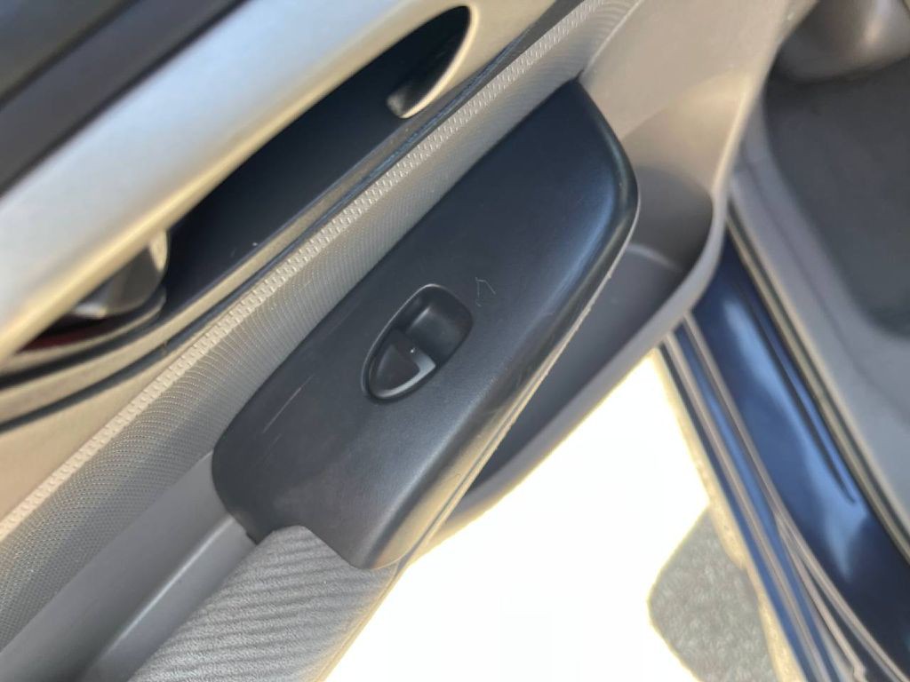 2010 Honda Civic Image 10