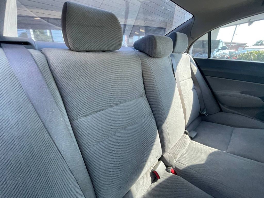 2010 Honda Civic Image 14