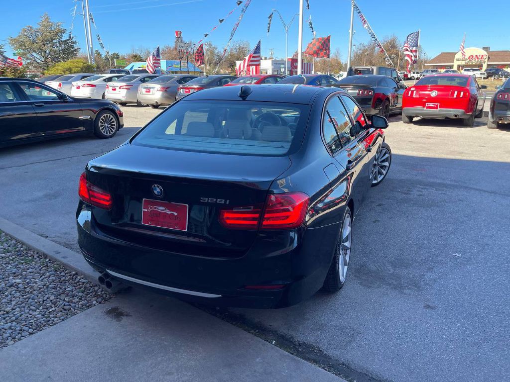 2013 BMW 3 Series Image 52