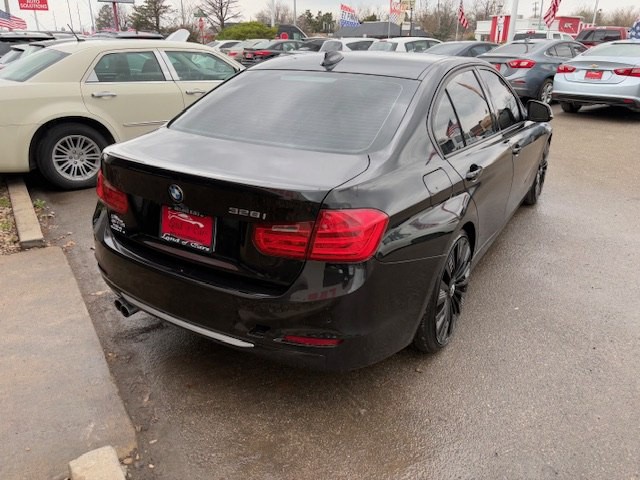 2013 BMW 3 Series Image 50
