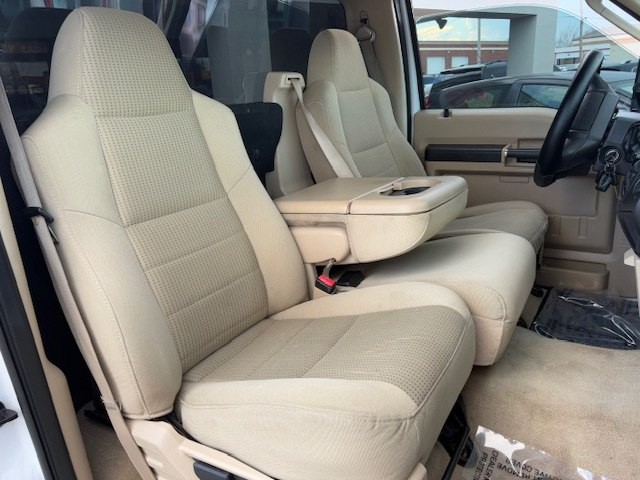 2009 Ford F-250 Image 7