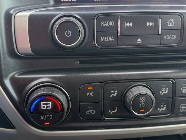 2015 GMC Sierra Image 25