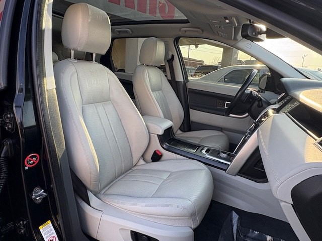 2016 Land Rover Discovery Sport Image 7