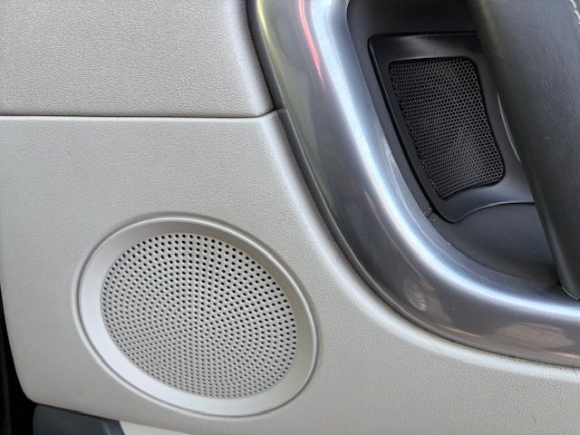 2016 Land Rover Discovery Sport Image 16