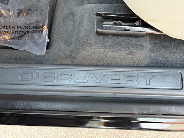 2016 Land Rover Discovery Sport Image 25