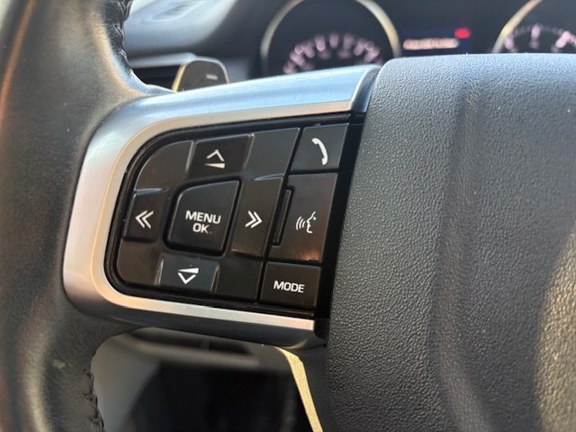 2016 Land Rover Discovery Sport Image 28