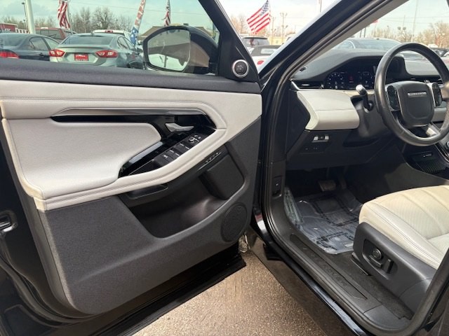 2020 Land Rover Range Rover Evoque Image 17