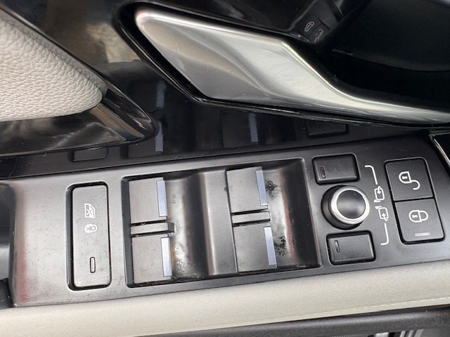 2020 Land Rover Range Rover Evoque Image 19