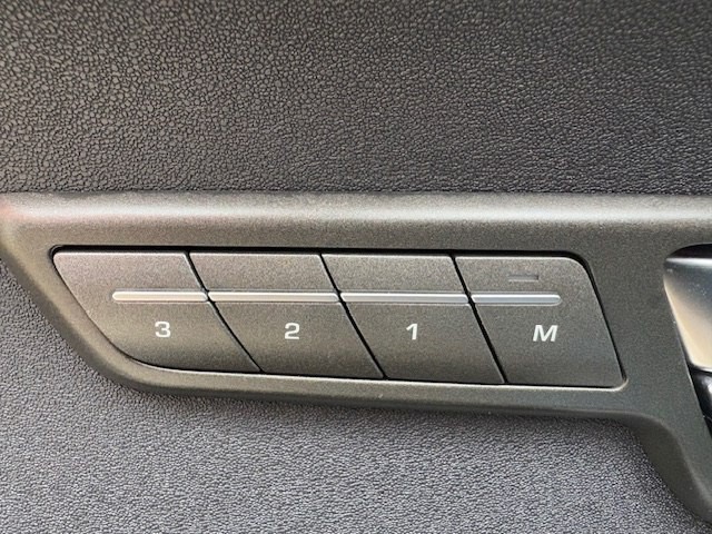 2013 Land Rover Range Rover Evoque Image 20