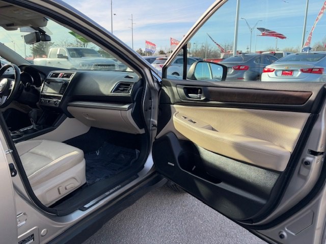 2017 Subaru Outback Image 5