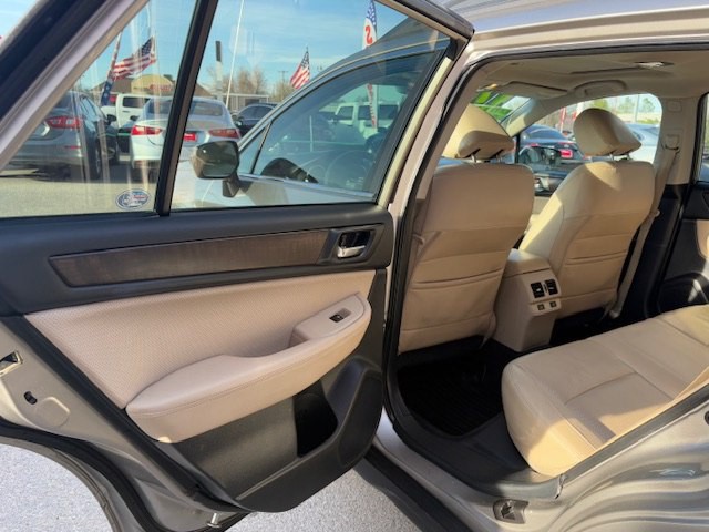 2017 Subaru Outback Image 13