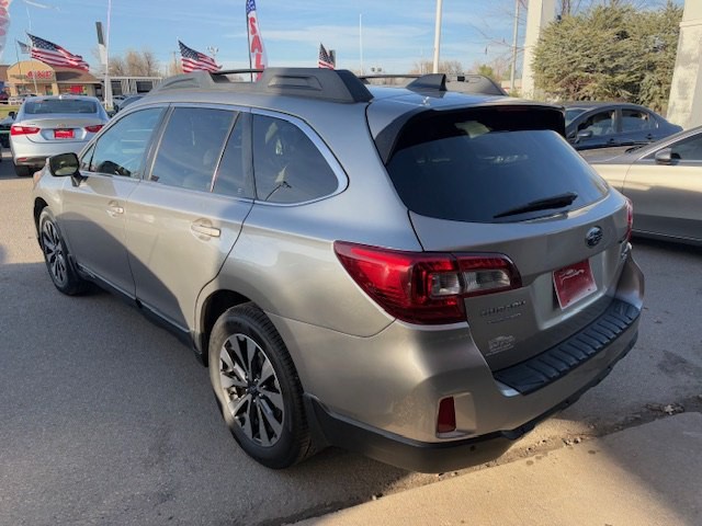 2017 Subaru Outback Image 40