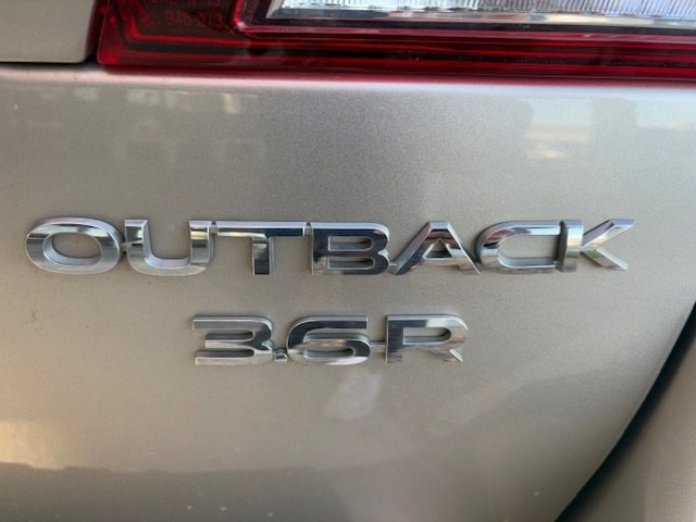2017 Subaru Outback Image 43