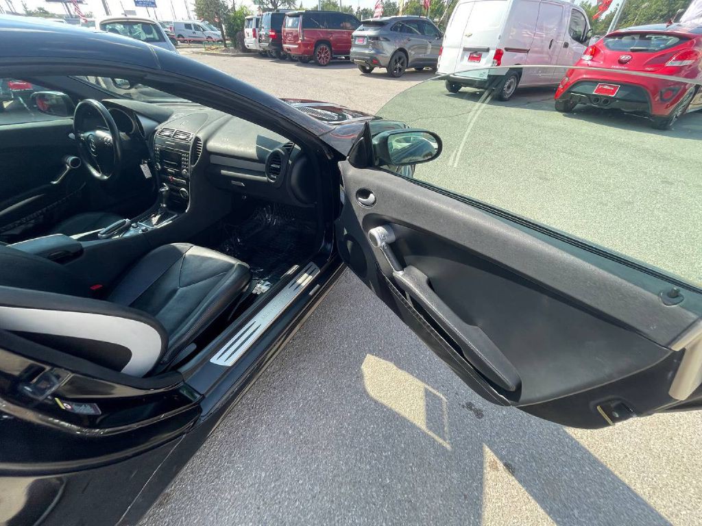 2006 Mercedes-Benz SLK-Class Image 6