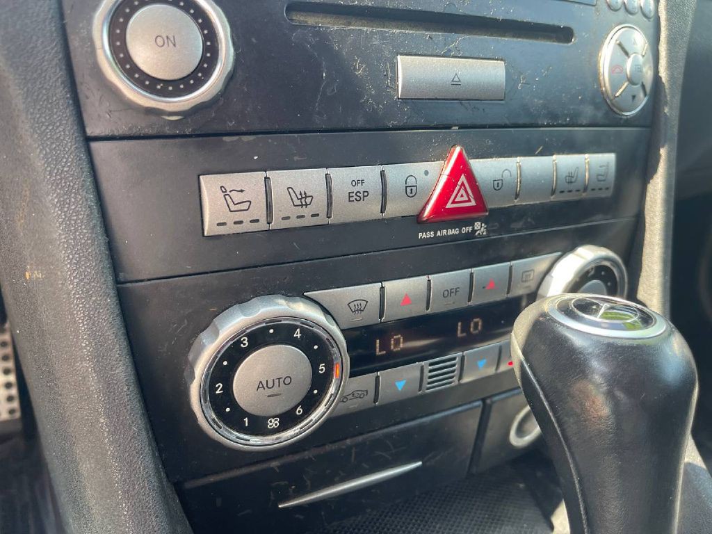 2006 Mercedes-Benz SLK-Class Image 14