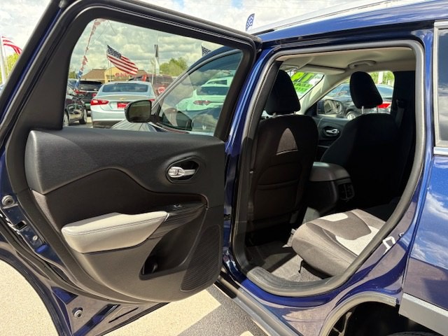 2014 Jeep Cherokee Image 12