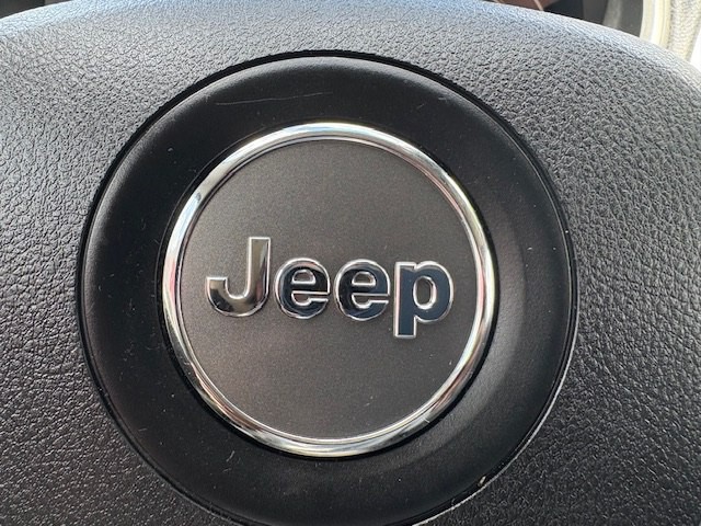 2014 Jeep Cherokee Image 22