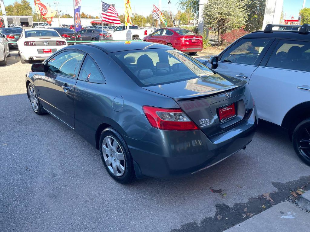 2011 Honda Civic Image 4