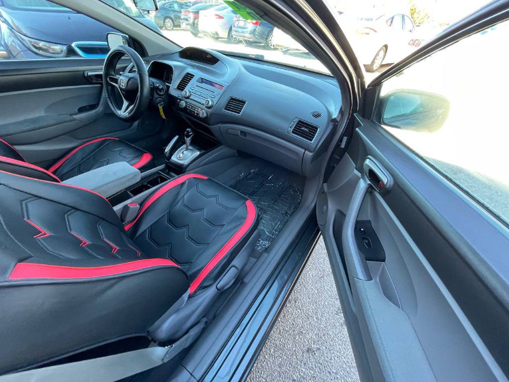 2011 Honda Civic Image 6