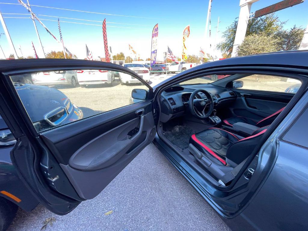 2011 Honda Civic Image 10